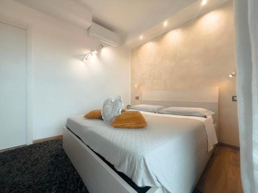 New Carrara Hospital Home Bergamo Bagian luar foto